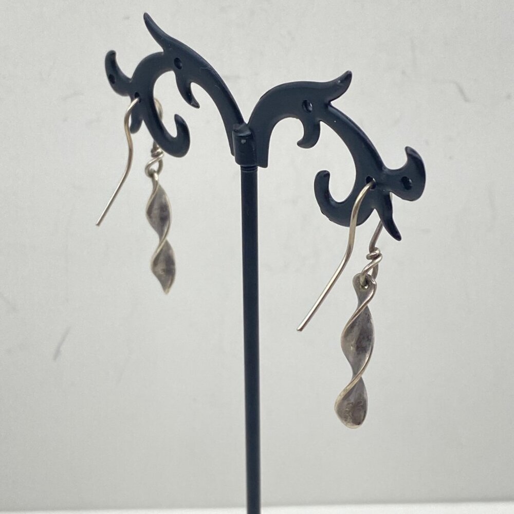 Sterling Silver Twisted Ribbon Dangle Earrings Vintage ROCKy 2.4g 1.5" Estate - Picture 7 of 9